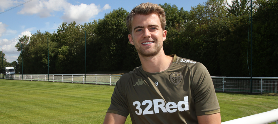 Patrick Bamford. Crédito: Divulgação/Leeds United