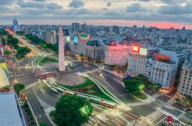 Conheça Buenos Aires futebolisticamente visitando todos os estádios de bairro da capital argentina.
