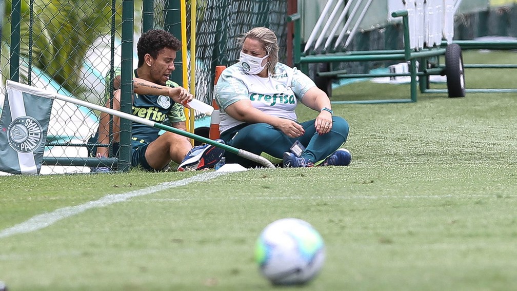 Apoio psicológico na carreira dos atletas.