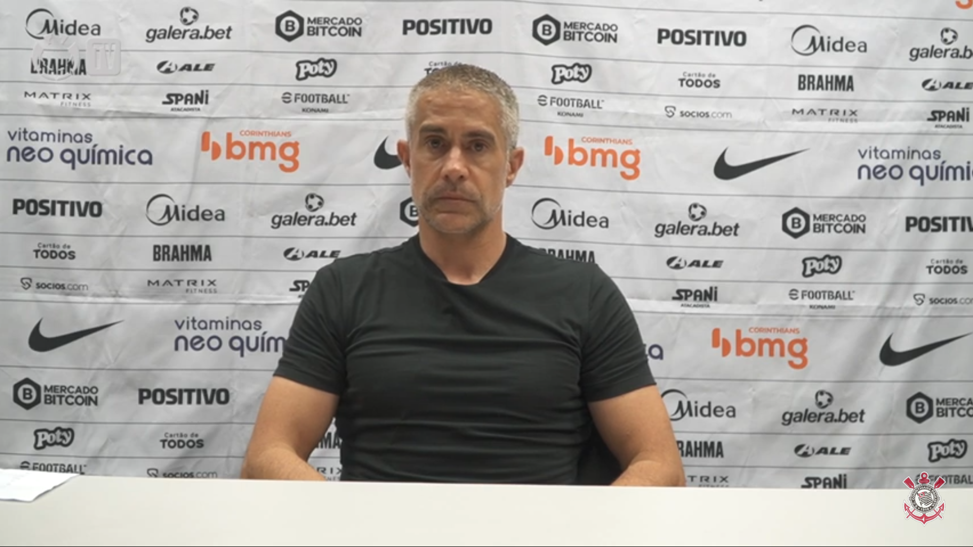 Sylvinho e críticas da torcida