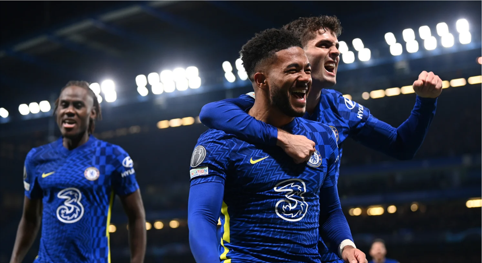 Chelsea goleia Juventus
