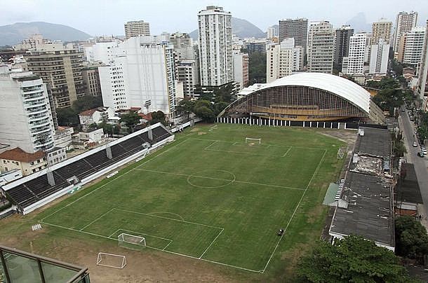 Botafogo devolve Estádio Caio Martins ao Governo do Estado do Rio.