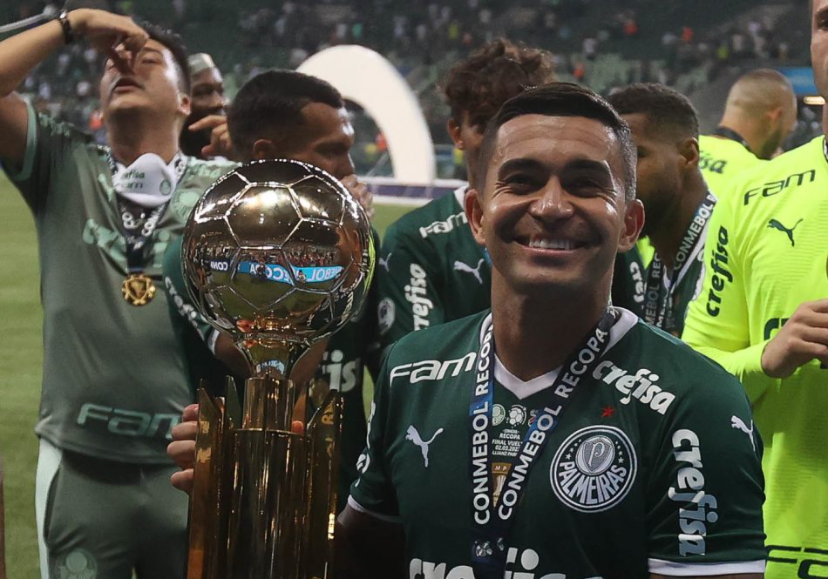 Dudu, colecionador de taças. Foto: Cesar Greco / Ag. Palmeiras / Divulgação