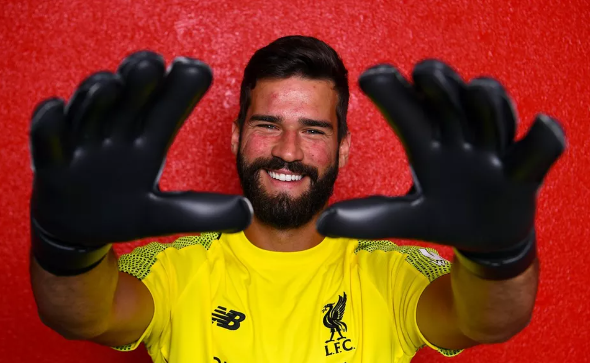 Alisson vibra com vitória. Foto: Reprodução/Liverpool