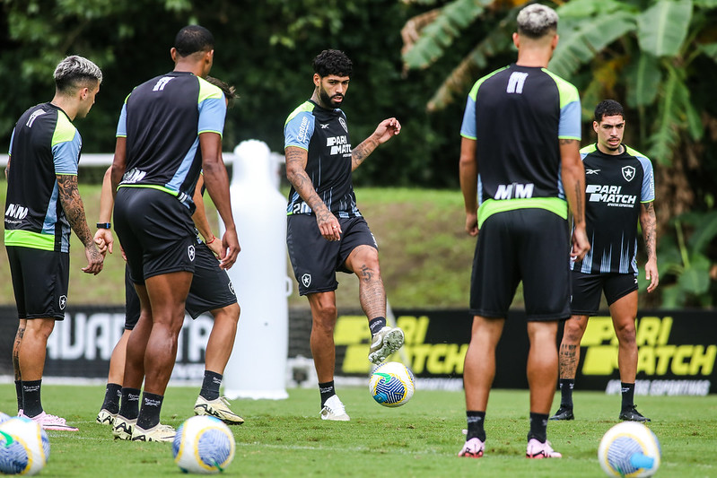 Botafogo terá desfalques contra o Cuiabá. Crédito: Arthur Barreto/Botafogo