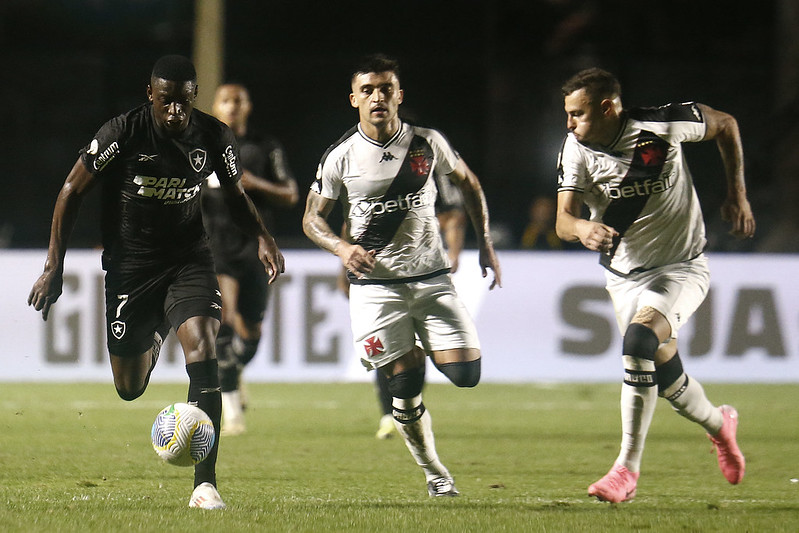 Botafogo e Vasco. Camisa 4 do Botafogo 2024. Foto: Vitor Silva/Botafogo