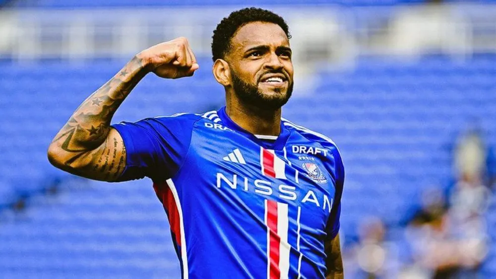 Anderson Lopes, ex-Avaí e Athletico-PR, se destaca no Japão — Foto: Divulgação/Yokohama Marinos