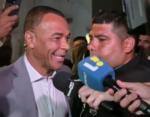 Cafu em entrevista no Rio Fut Summit. Imagem: Reprodução/PressFut