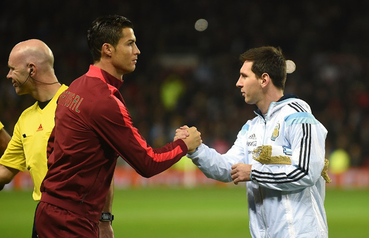 Messi e Cristiano Ronaldo marcam despedidas na Copa do Mundo 2026. Imagem: Anadolu Agency/Getty Images