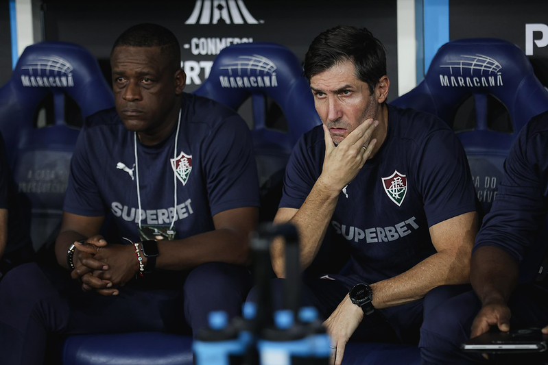 Auxiliar técnico Maxi Cuberas comandou o Fluminense contra o Bolívar. FOTO: LUCAS MERÇON / FLUMINENSE F.C.