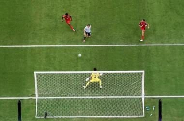 Futebol: Gol de virada do Uruguai sobre Cabo Verde • Photo by Alex Slitz/Getty Images