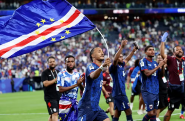Cabo Verde festeja vaga à segunda fase da Copa do Mundo — Foto: Reuters/Troy Taormina