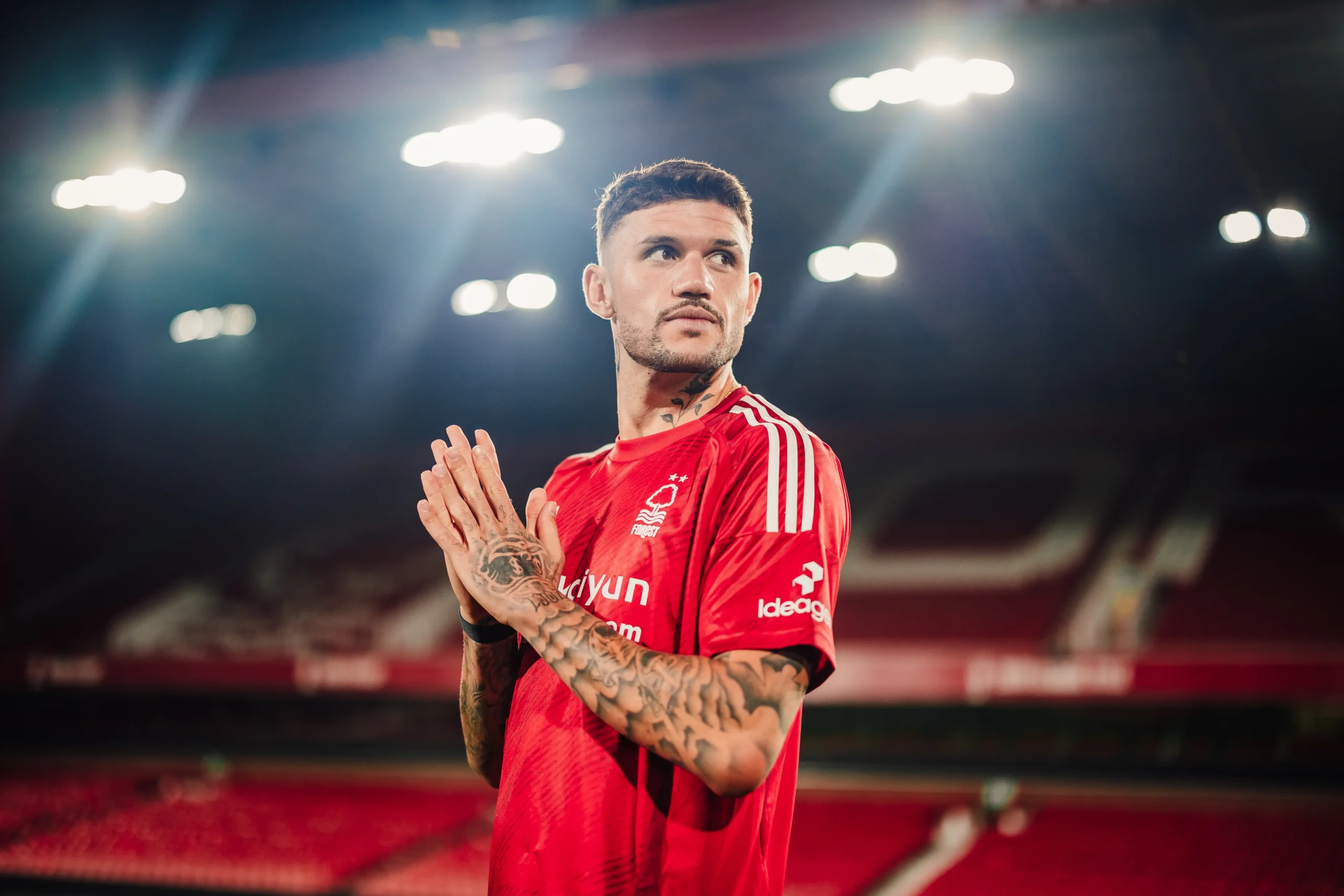 Morato surge como opção na Seleção Brasileira. Foto: Divulgação/Nottingham Forest