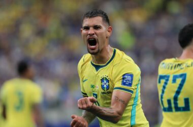 Bruno Guimarães é líder de assistências da Copa do Mundo | EFE