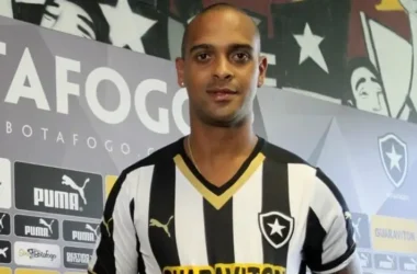 Tássio defendeu o Botafogo em 2015 (Foto: Divulgação/Botafogo)