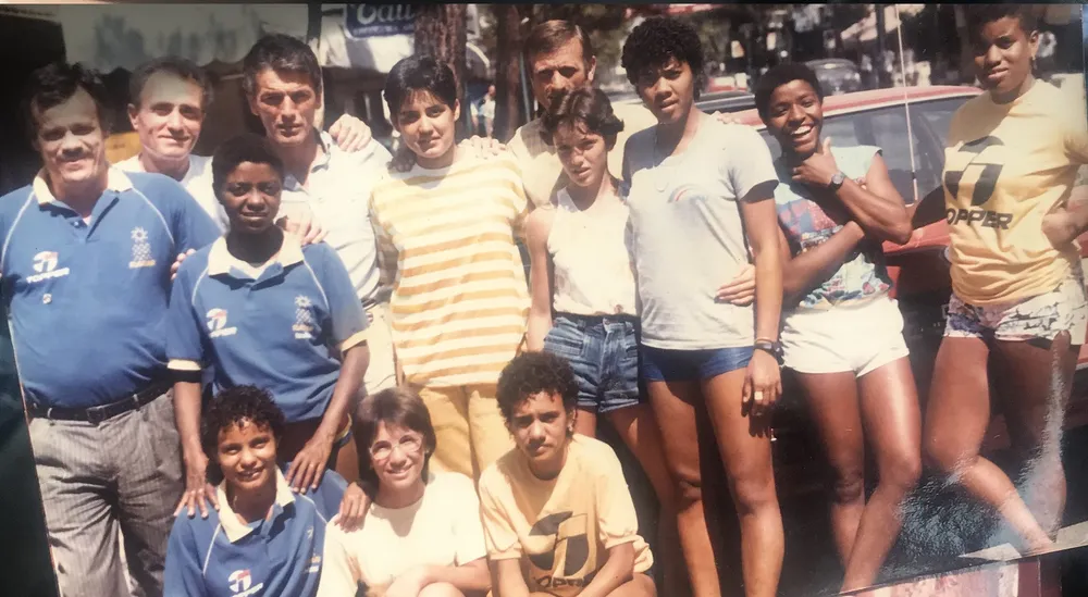Elzinha com o time Radar na Itália, nos anos 80 — Foto: Arquivo pessoal