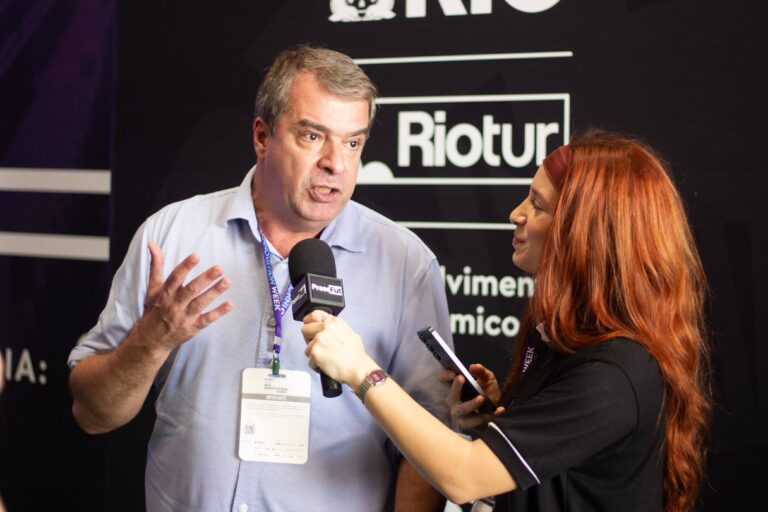 Guilherme Schedler em entrevista para a PressFut. Foto: Thiago de Melo