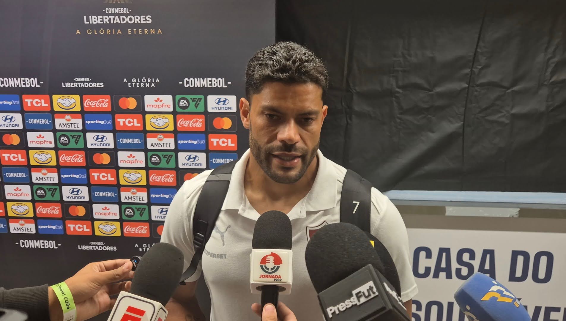 Hulk pede desculpas após vaias da torcida do Fluminense. Foto: PressFut