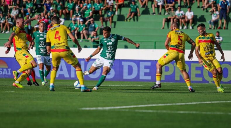 Guarani e Brusque. Foto: Raphael Silvestre